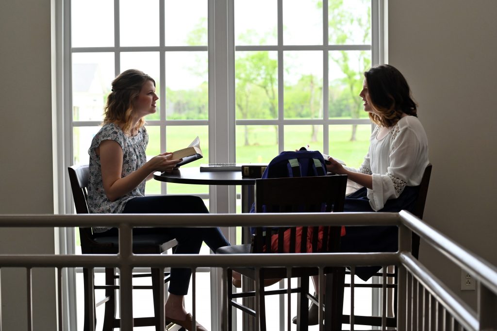 Welch College students in the library - Welch College is a Christian Bible College in Gallatin, Tennessee